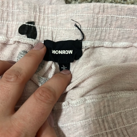 Monrow Matching Pink Heart Set - Picture 4 of 5